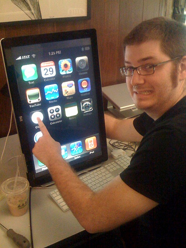 iphonemega[1].jpg